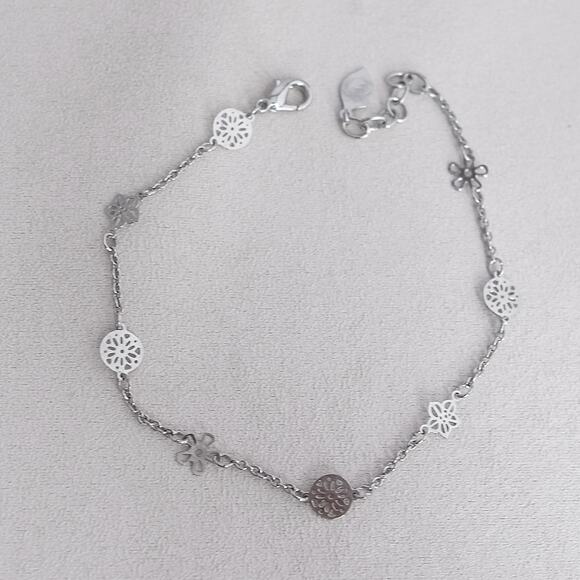 Bisou Bisou Silver Tone Delicate Dainty Bracelet Anklet 8.5-9.5" Adjustable - Picture 1 of 5